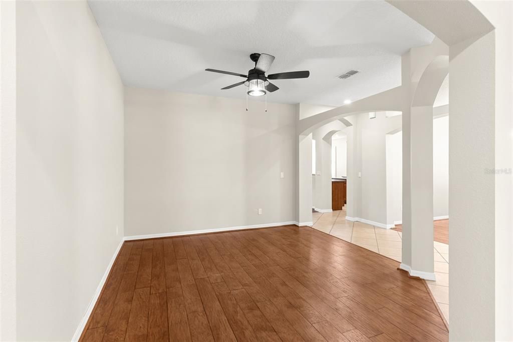 Empty room, Interior, Recessed Lighting, Wood Texture Flooring