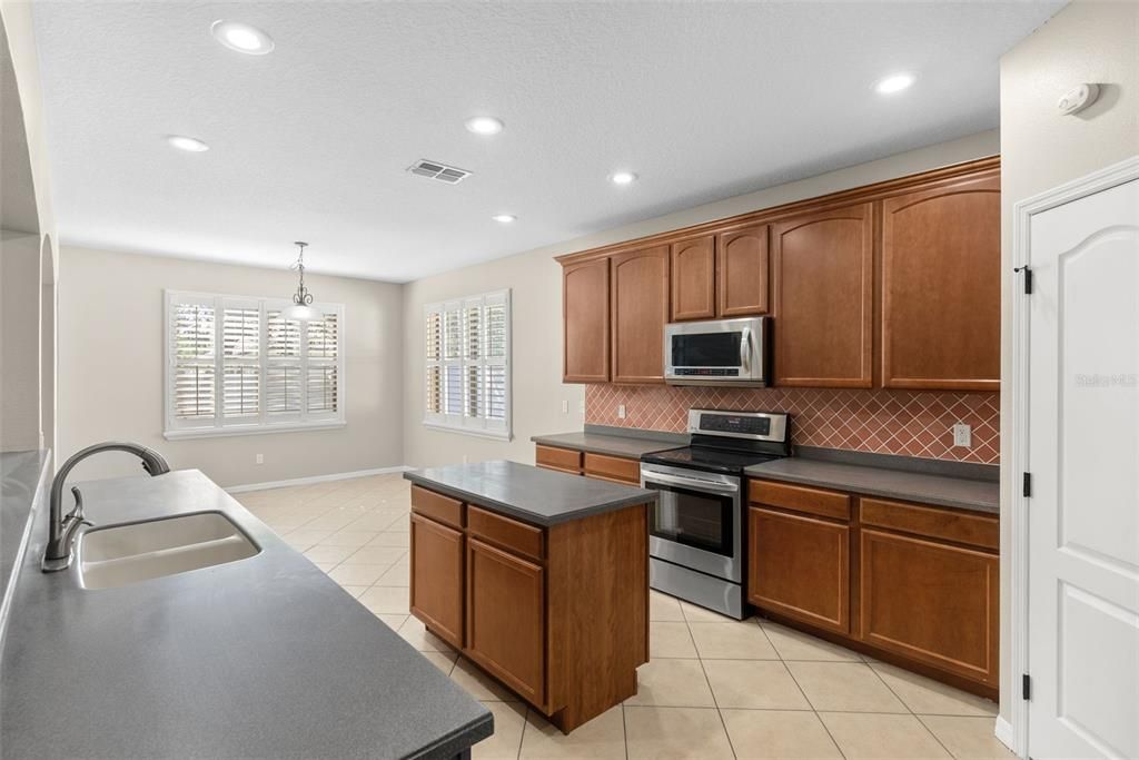 Interior, Kitchen, Pendant Lights, Recessed Lighting, Stainless Steel Appliances