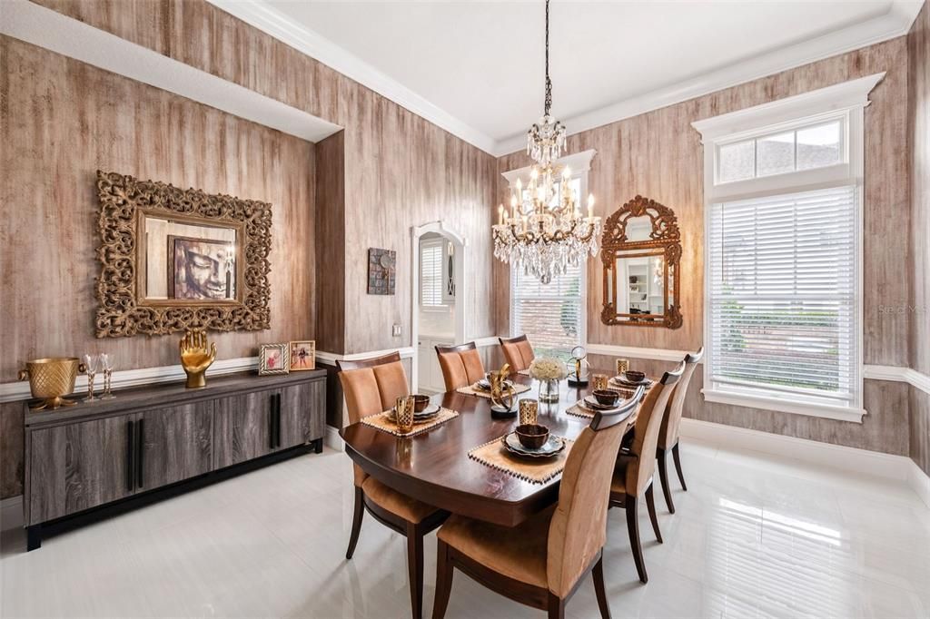 Chandelier, Dining room, Interior