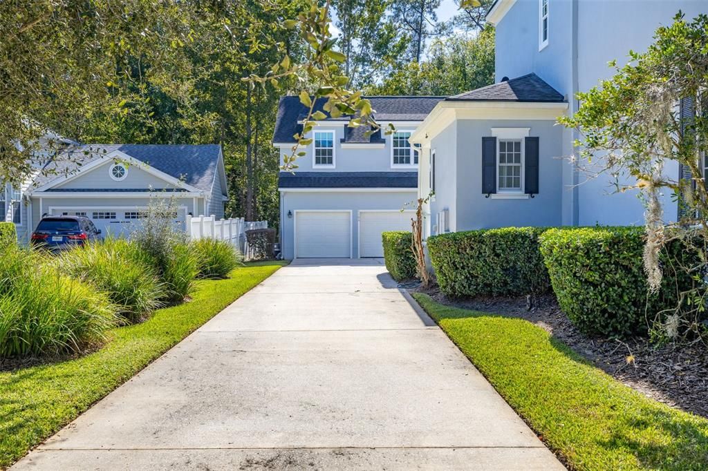 Attached, Exterior, Facade, Cape Cod