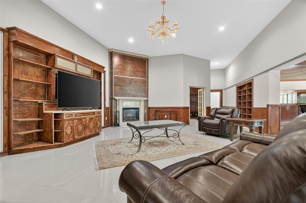 Chandelier, Fireplace, Interior, Living room, Recessed Lighting