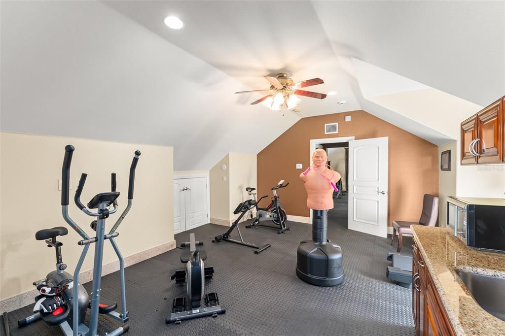 Fitness Equipment, Interior, Recessed Lighting