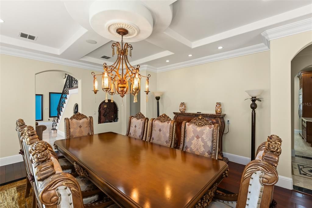 Chandelier, Dining room, Interior, Recessed Lighting, Wood Texture Flooring