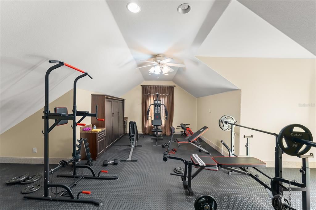 Fitness Equipment, Interior, Recessed Lighting