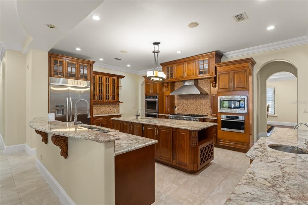 Interior, Kitchen, Pendant Lights, Recessed Lighting, Stainless Steel Appliances