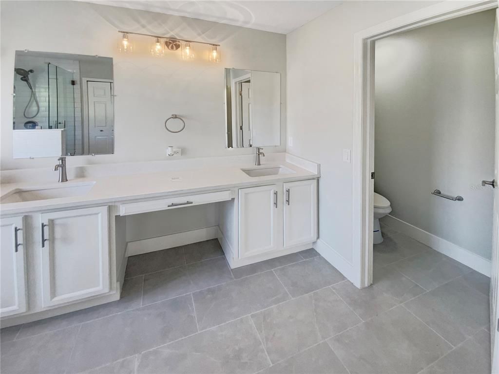 Bathroom, Dual Sink Vanities, Interior