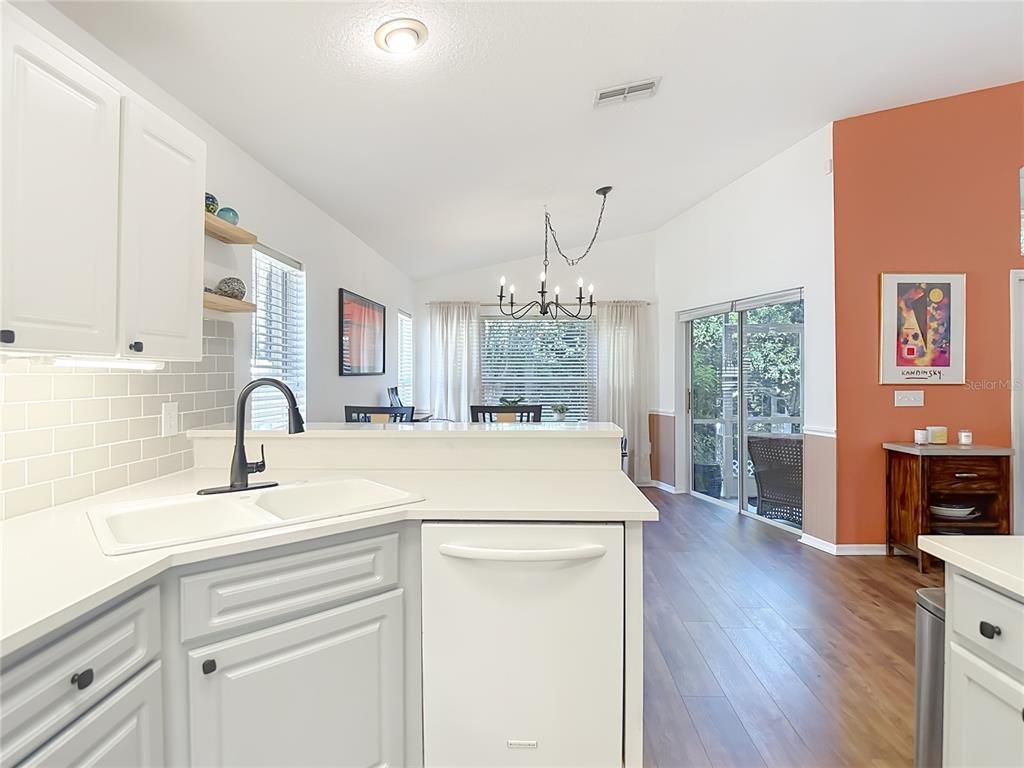 Chandelier, Interior, Kitchen, Wood Texture Flooring