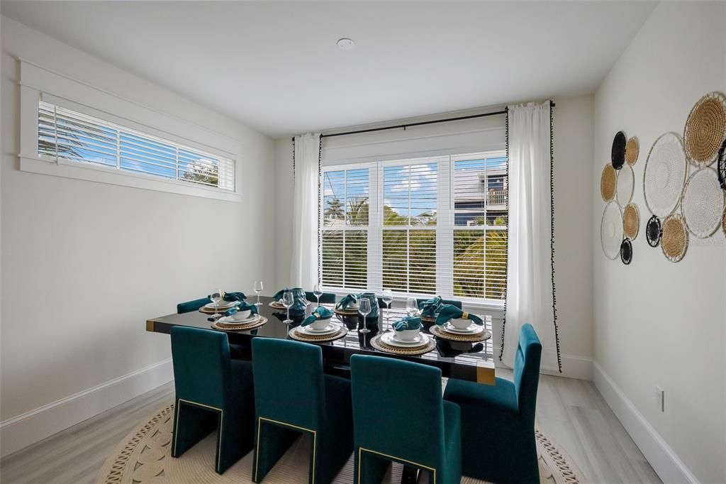 Dining room, Interior
