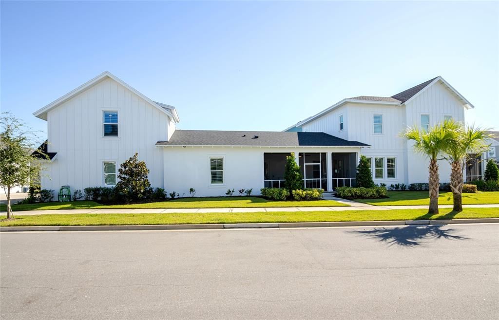 Exterior, Facade, Farmhouse