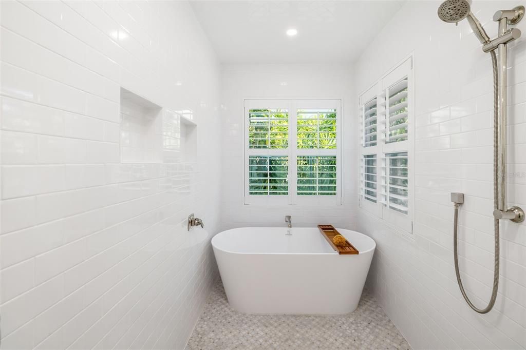 Bathroom, Free Standing Baths, Interior, Recessed Lighting