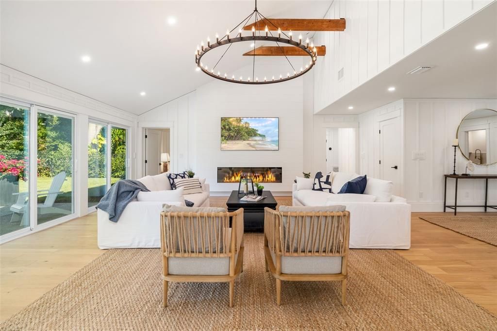 Fireplace, Interior, Living room, Pendant Lights, Recessed Lighting, Wood Texture Flooring