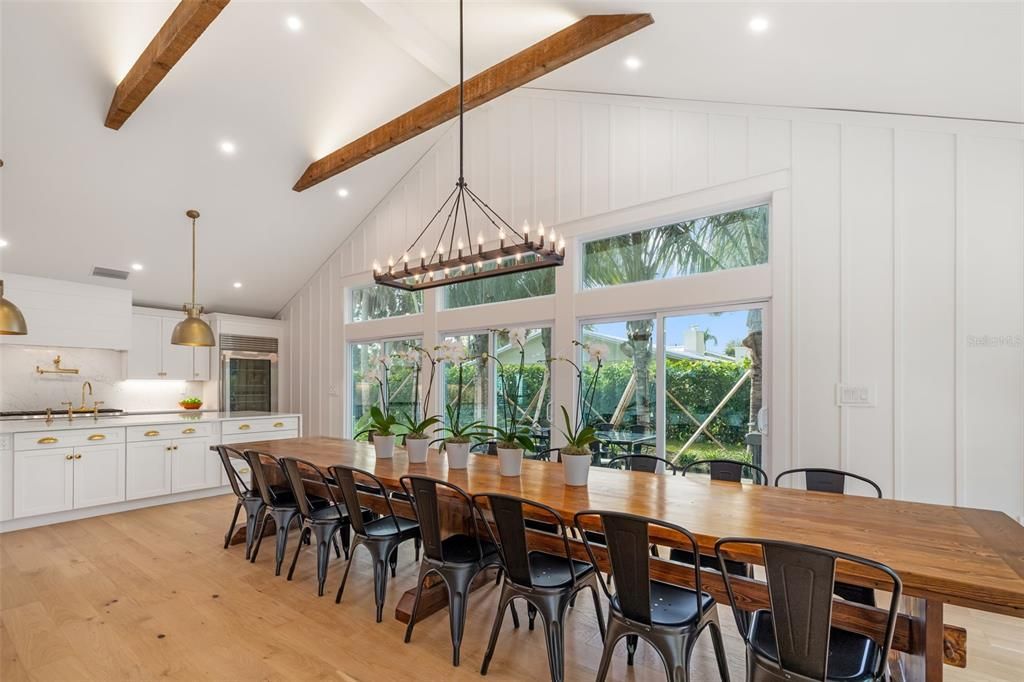 Dining room, Interior, Kitchen, Pendant Lights, Recessed Lighting, Wooden Beams, Wood Texture Flooring