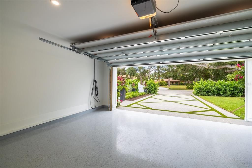 Garage, Interior, Recessed Lighting