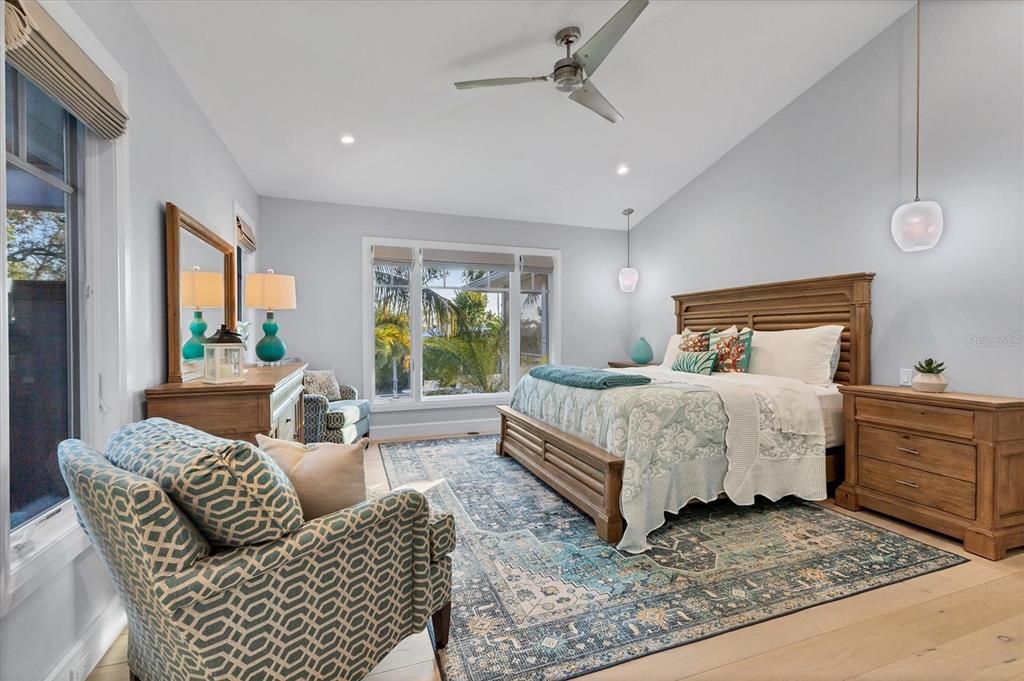 Bedroom, Interior, Pendant Lights, Recessed Lighting, Wood Texture Flooring