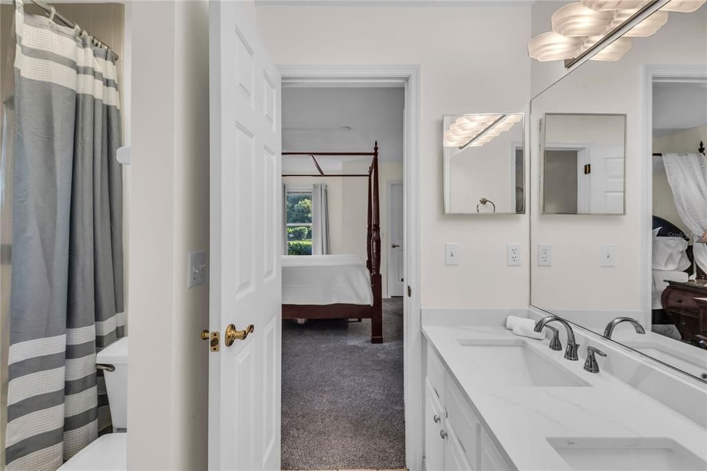 Bathroom, Dual Sink Vanities, Interior