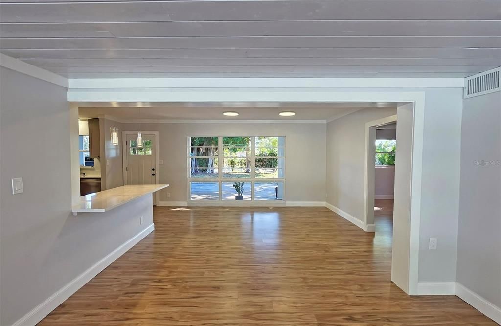 Empty room, Interior, Recessed Lighting, Wood Texture Flooring