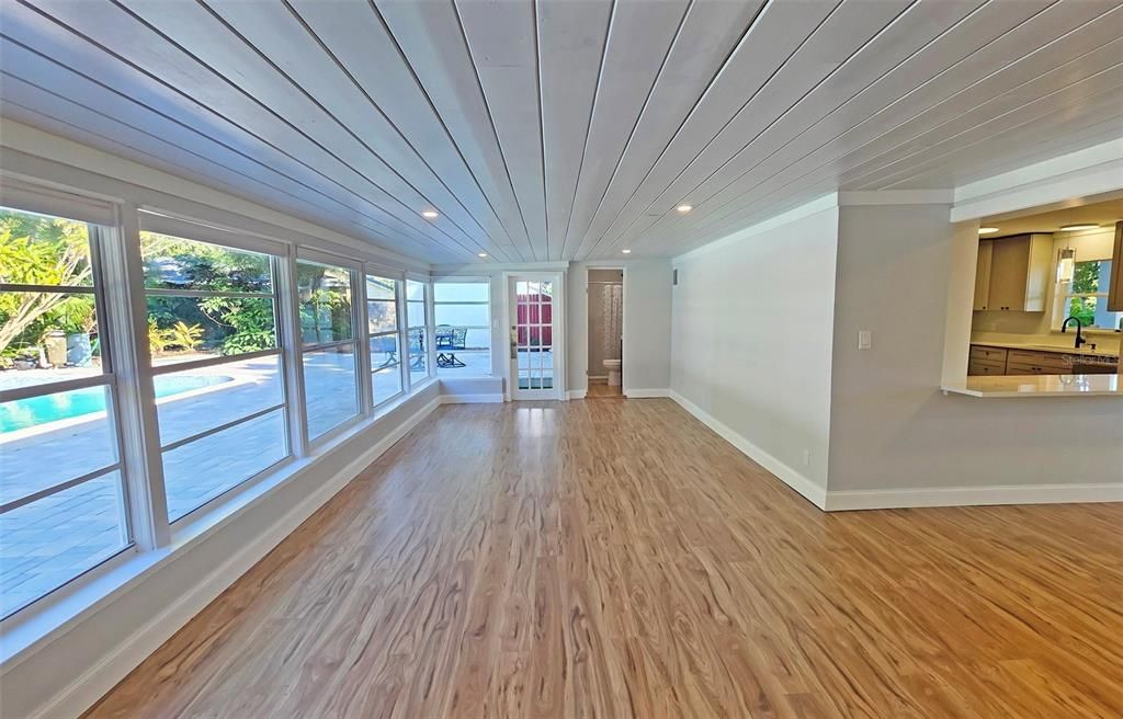 Empty room, Interior, Recessed Lighting, Water, Wood Texture Flooring