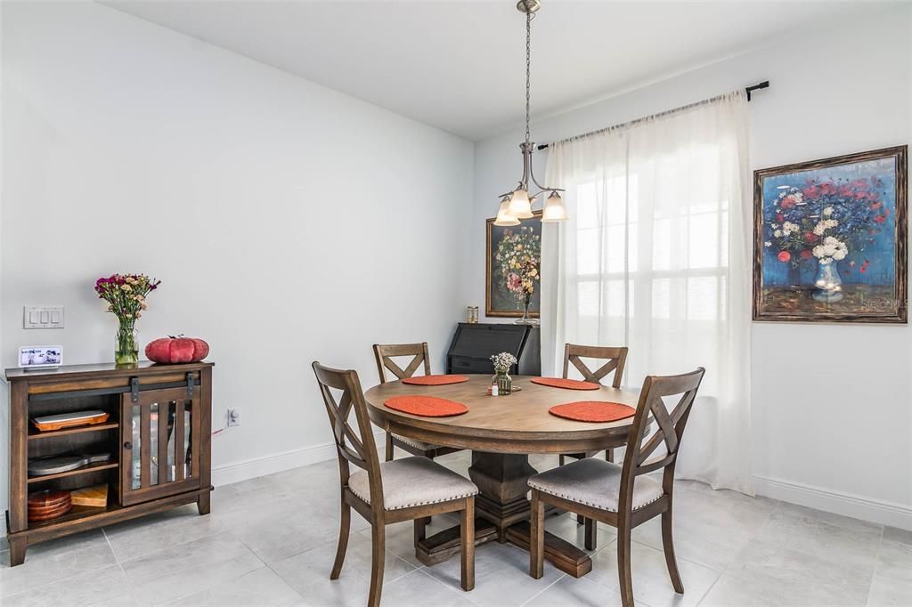 Dining room, Interior, Pendant Lights