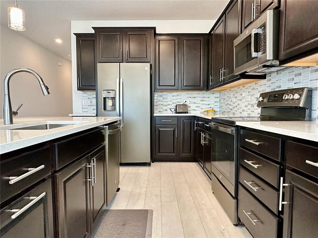 Interior, Kitchen, Pendant Lights, Recessed Lighting, Wood Texture Flooring