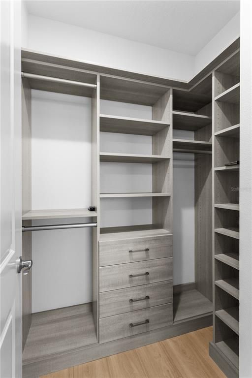 Interior, Walk-in Closets, Wood Texture Flooring