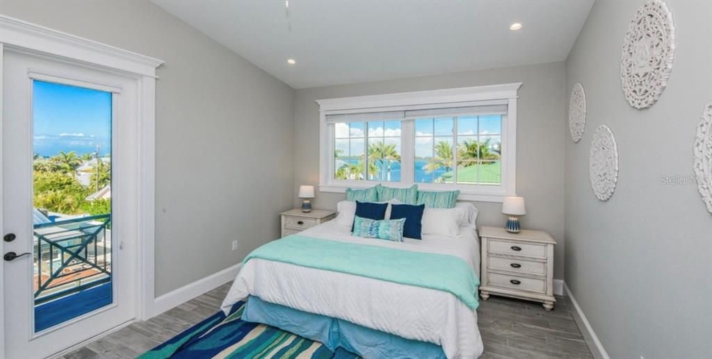 Bedroom, Interior, Recessed Lighting, Water, Wood Texture Flooring