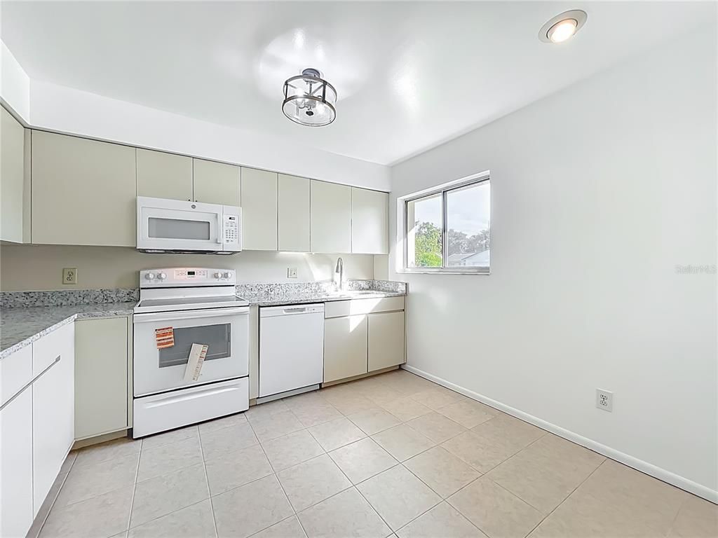 Interior, Kitchen, Recessed Lighting