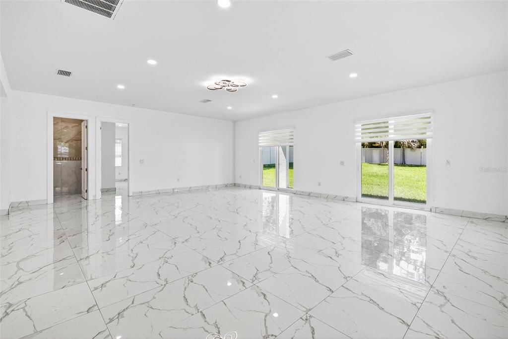 Empty room, Interior, Marble, Recessed Lighting