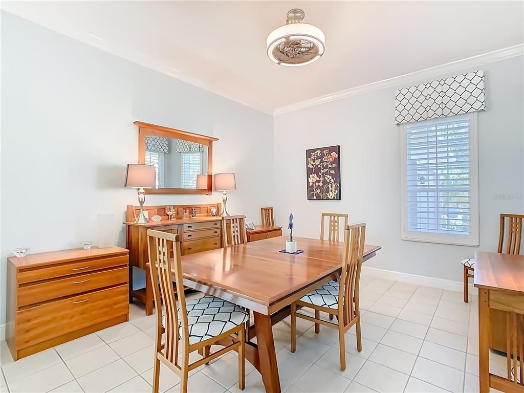 Dining room, Interior