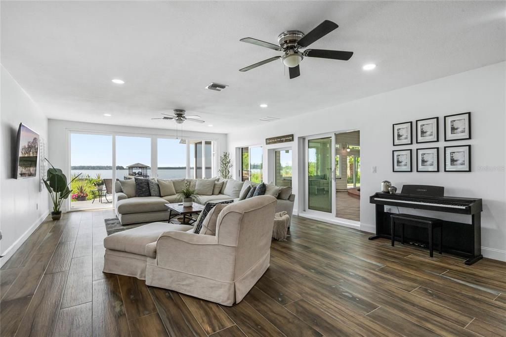 Interior, Living room, Piano, Recessed Lighting, Wood Texture Flooring