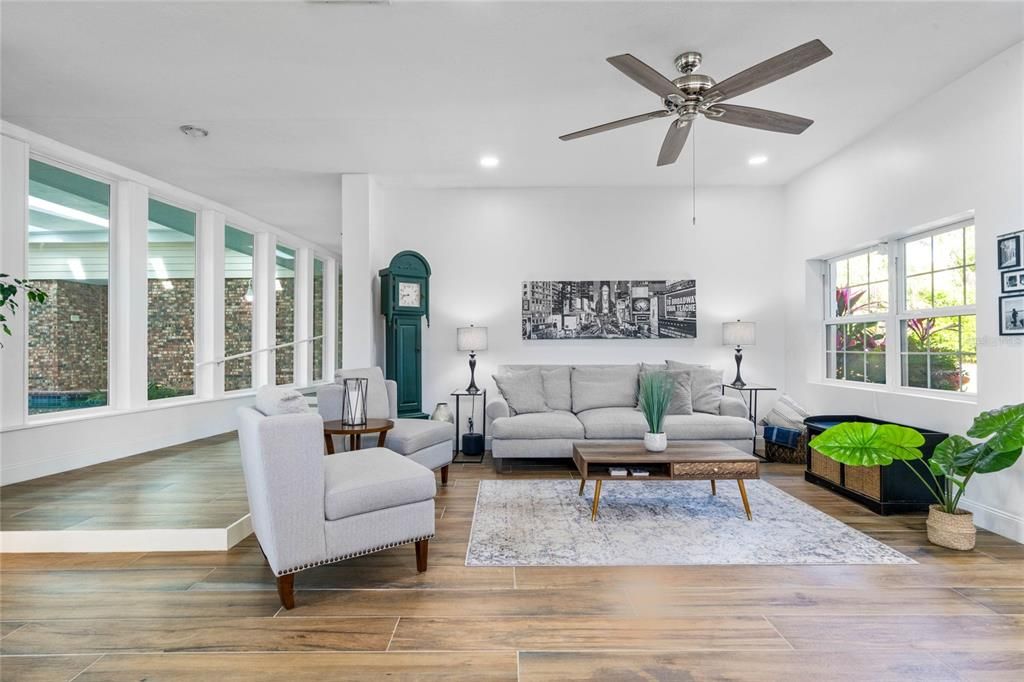 Interior, Living room, Recessed Lighting, Wood Texture Flooring