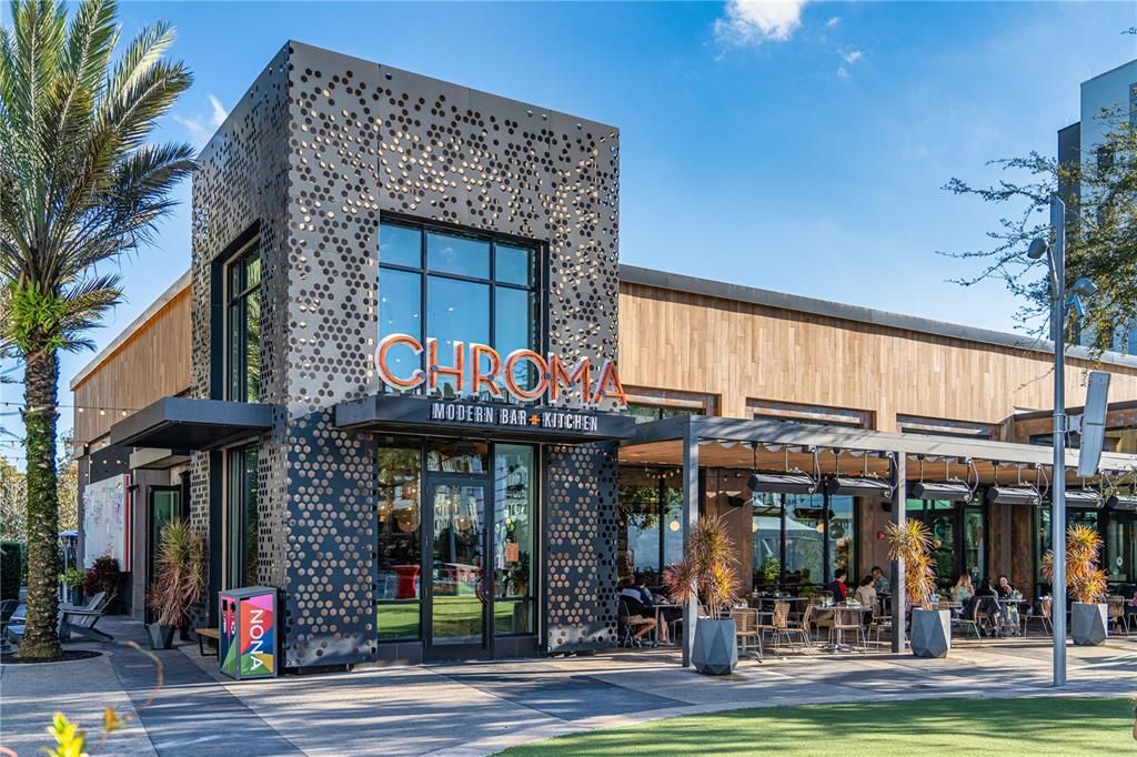 Exterior, Facade, Modern