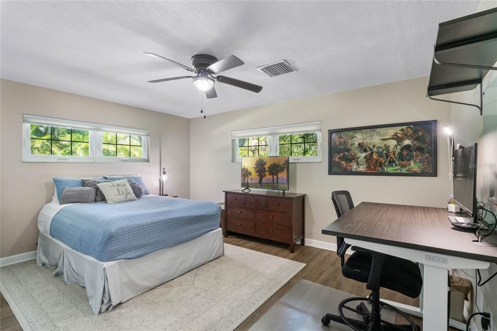 Bedroom, Home Office, Interior, Wood Texture Flooring