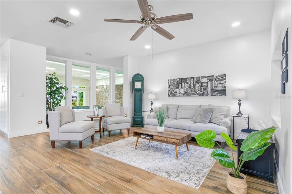 Interior, Living room, Recessed Lighting, Wood Texture Flooring