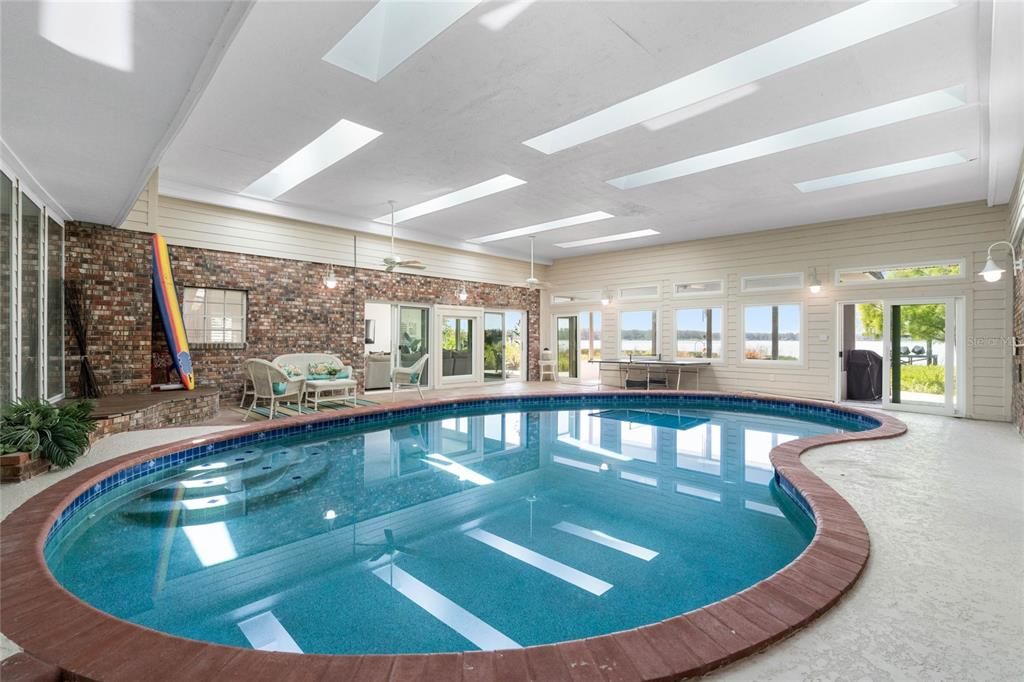 Interior, Pendant Lights, Pool, Stone Walls