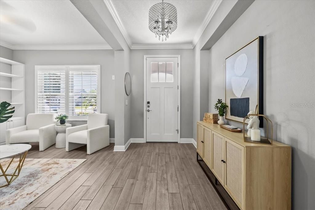 Chandelier, Interior, Wood Texture Flooring