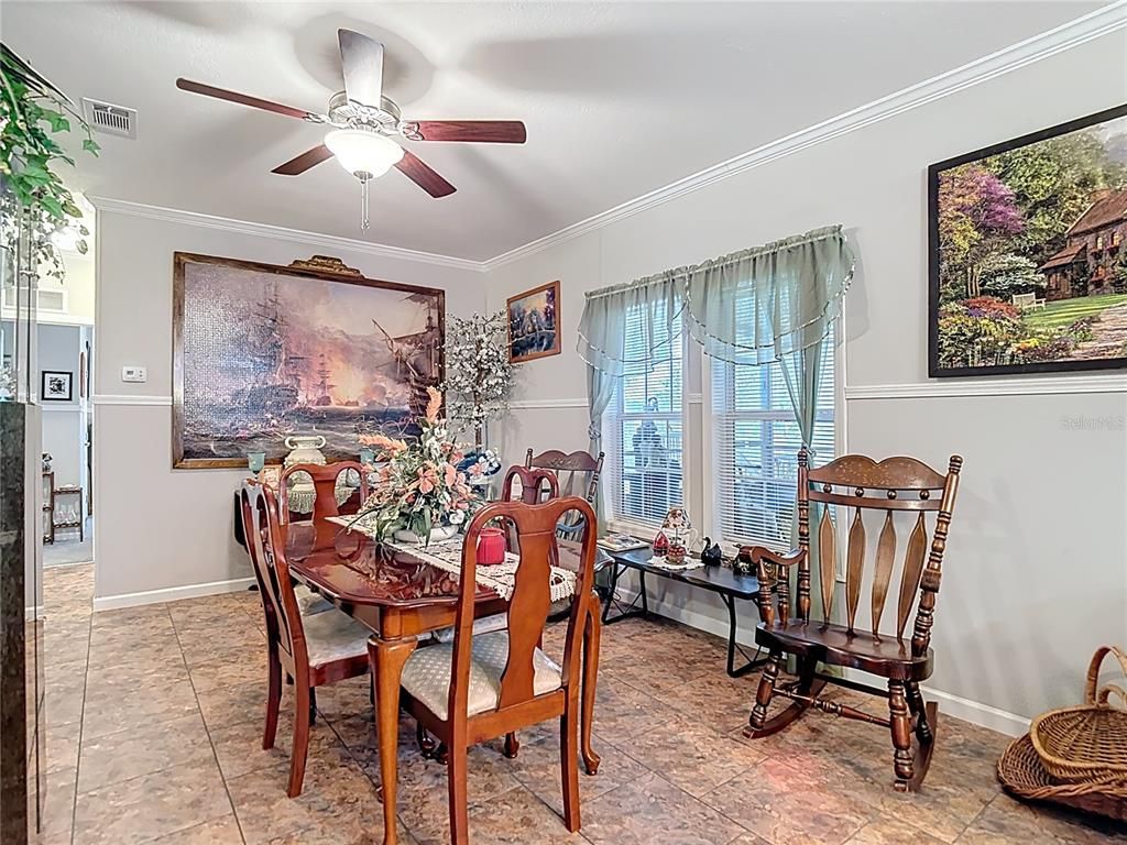 Dining room, Interior