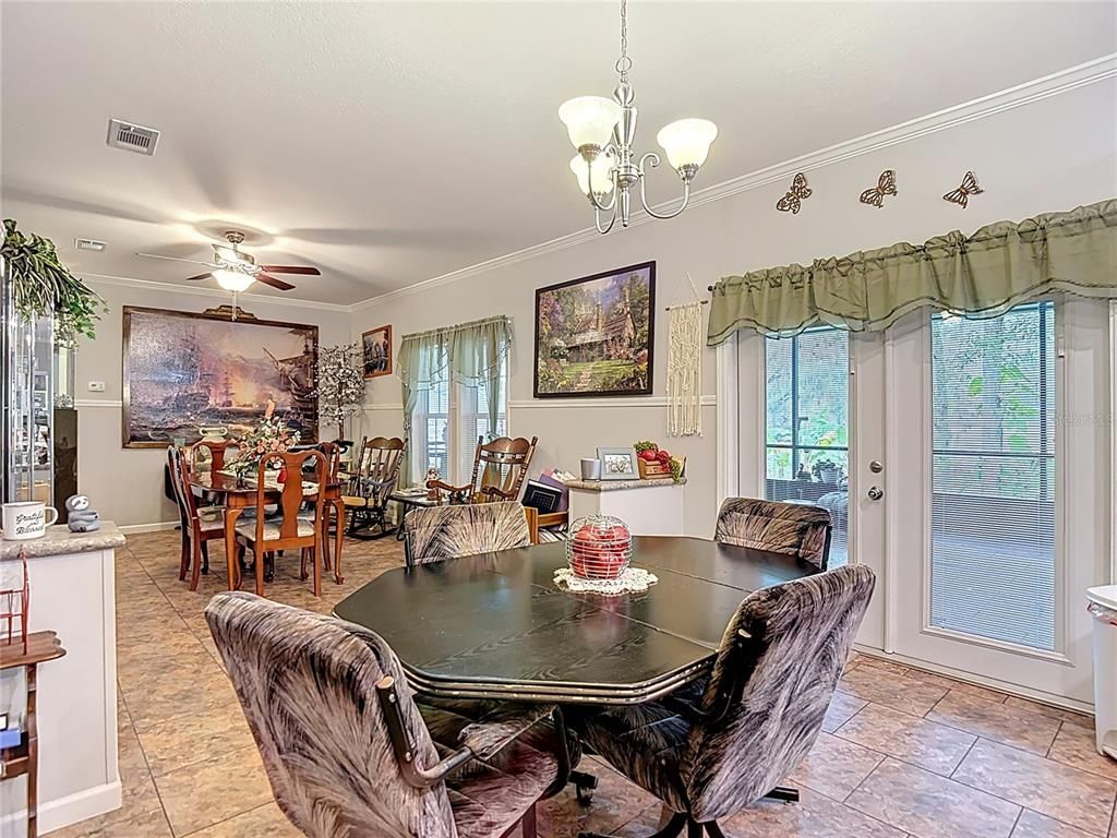 Dining room, Interior, Pendant Lights