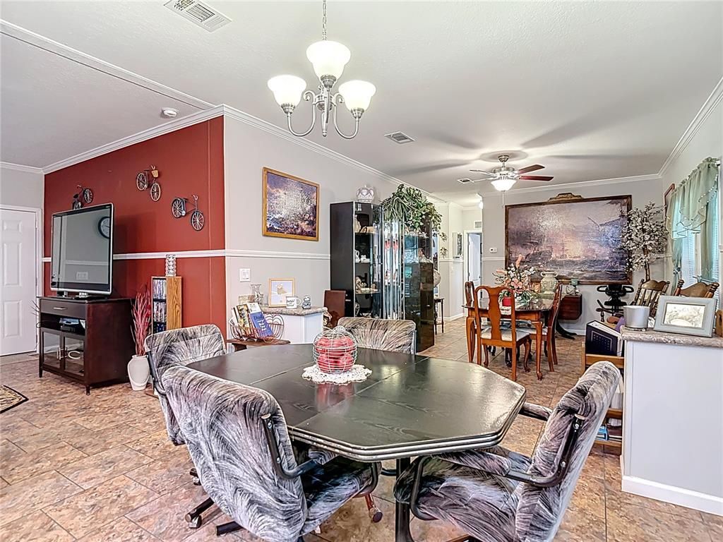 Chandelier, Dining room, Interior, Living room