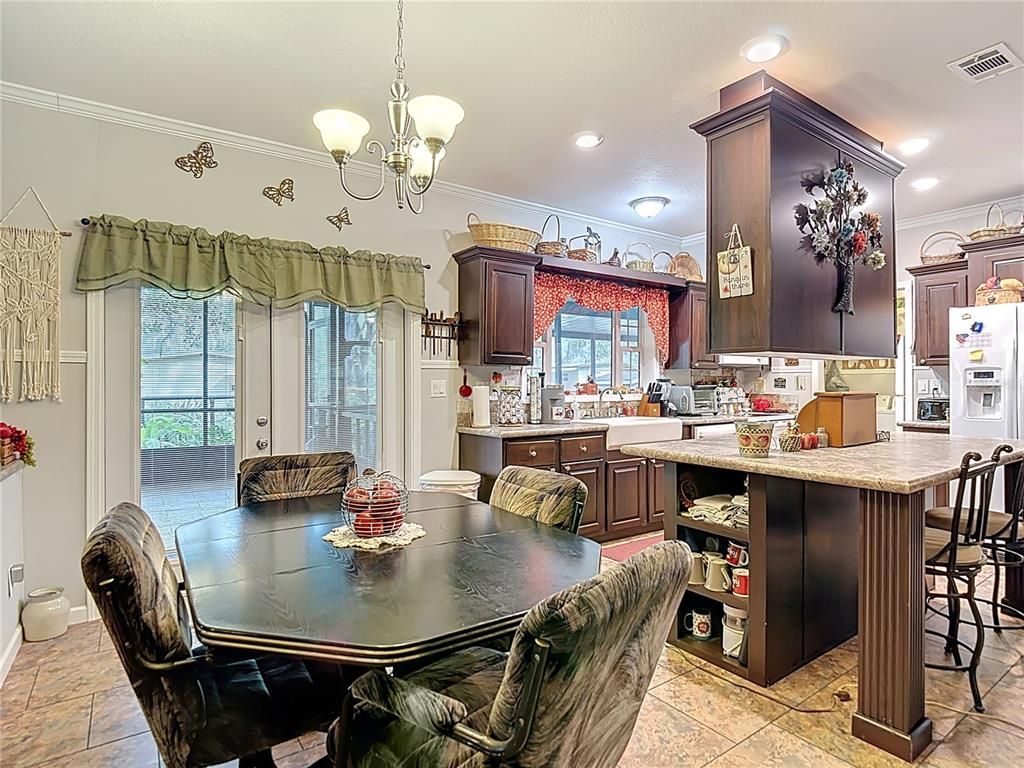 Dining room, Interior, Kitchen, Pendant Lights, Recessed Lighting