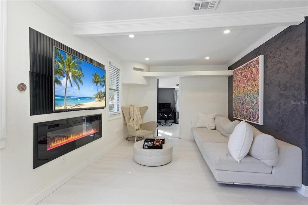 Fireplace, Interior, Living room, Recessed Lighting