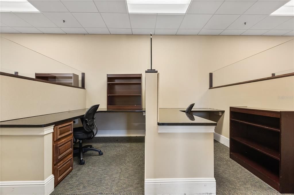 Home Office, Interior