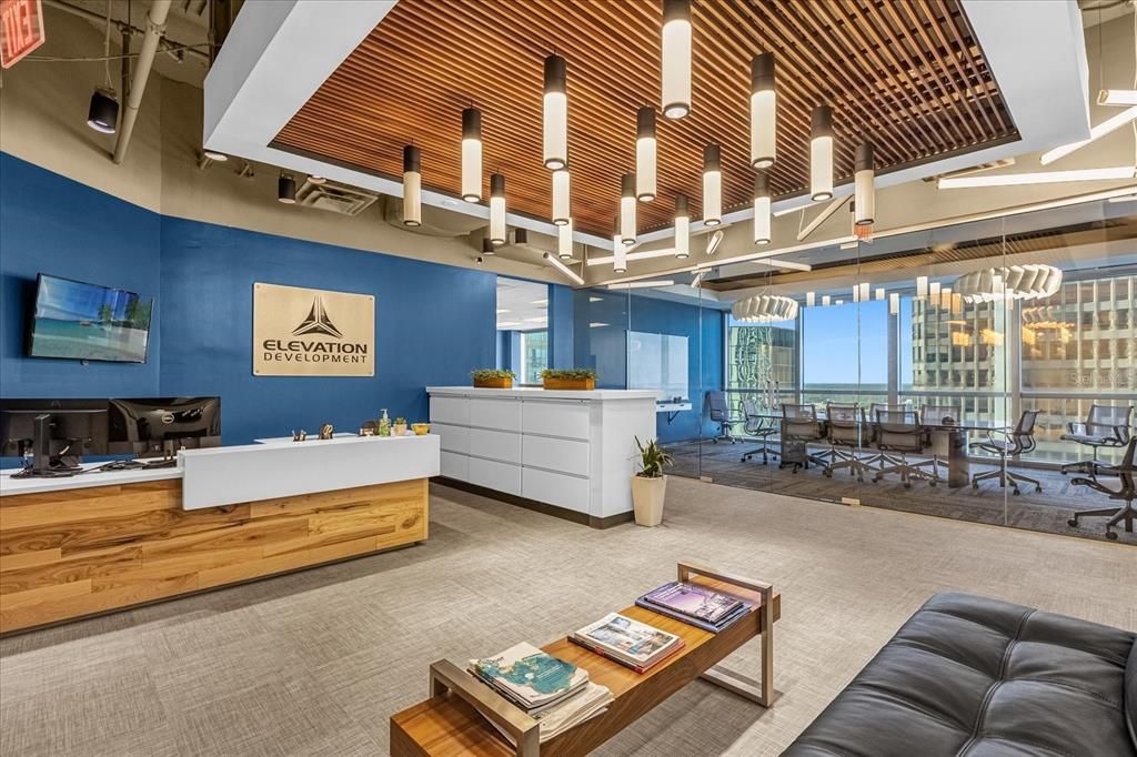 Dining room, Interior, Living room, Pendant Lights