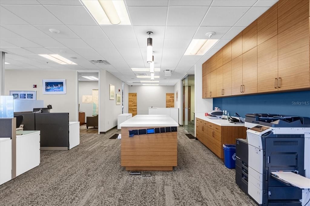 Interior, Kitchen, Pendant Lights, Recessed Lighting