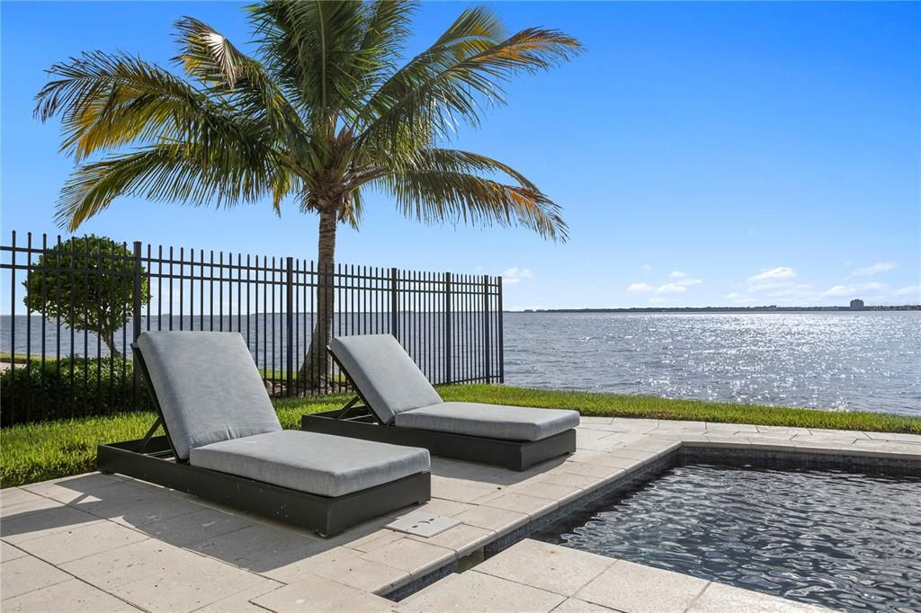 Exterior, Pool, Water