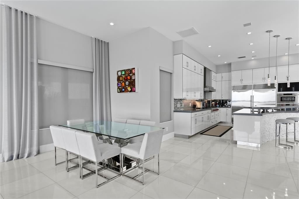 Dining room, Interior, Kitchen, Pendant Lights, Recessed Lighting, Stainless Steel Appliances