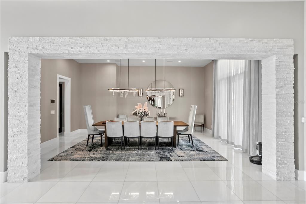 Dining room, Interior, Pendant Lights, Recessed Lighting