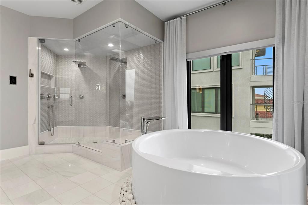 Bathroom, Free Standing Baths, Glass Shower, Interior, Recessed Lighting