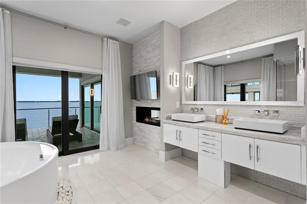 Bathroom, Dual Sink Vanities, Fireplace, Free Standing Baths, Interior, Recessed Lighting, Water