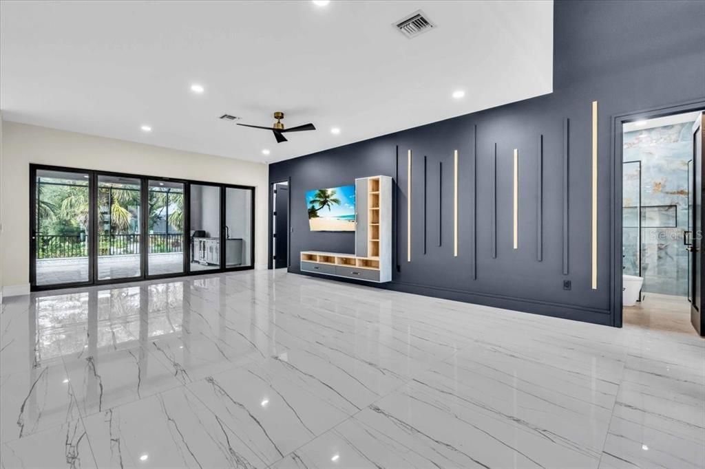 Empty room, Interior, Marble, Recessed Lighting