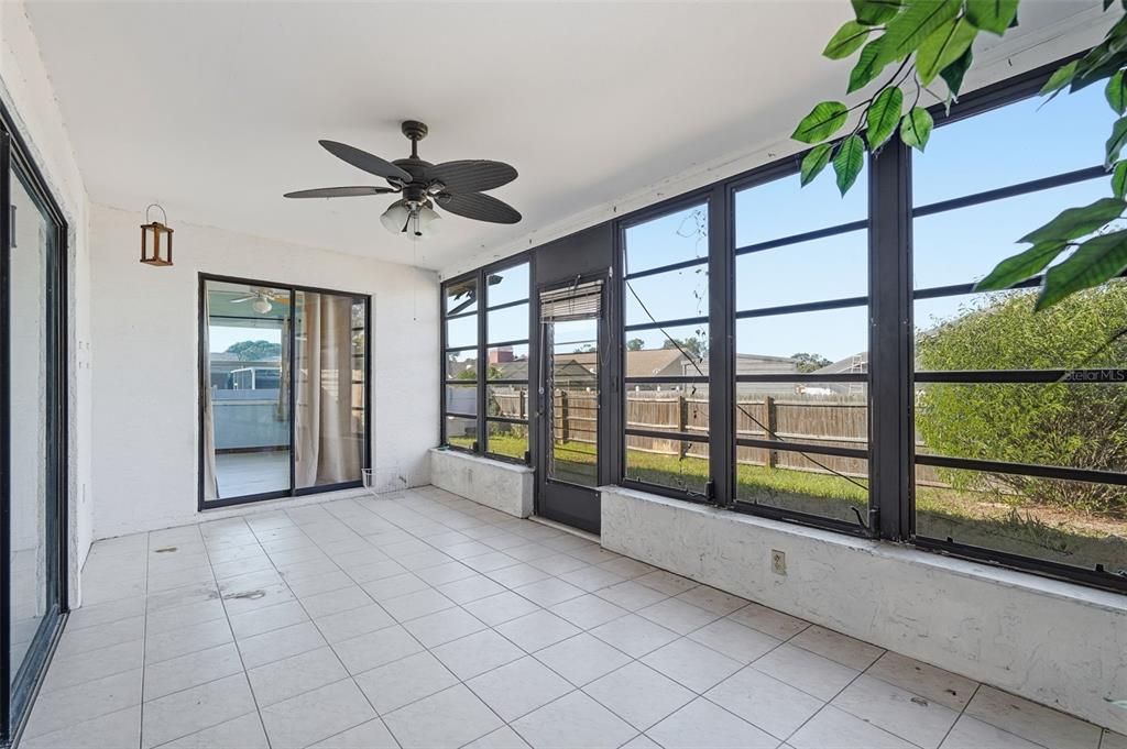 Empty room, Interior, Sun Room